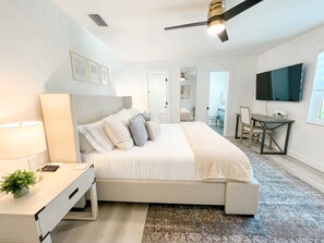 3 chambres, bureau, fer et planche à repasser, Wi-Fi gratuit