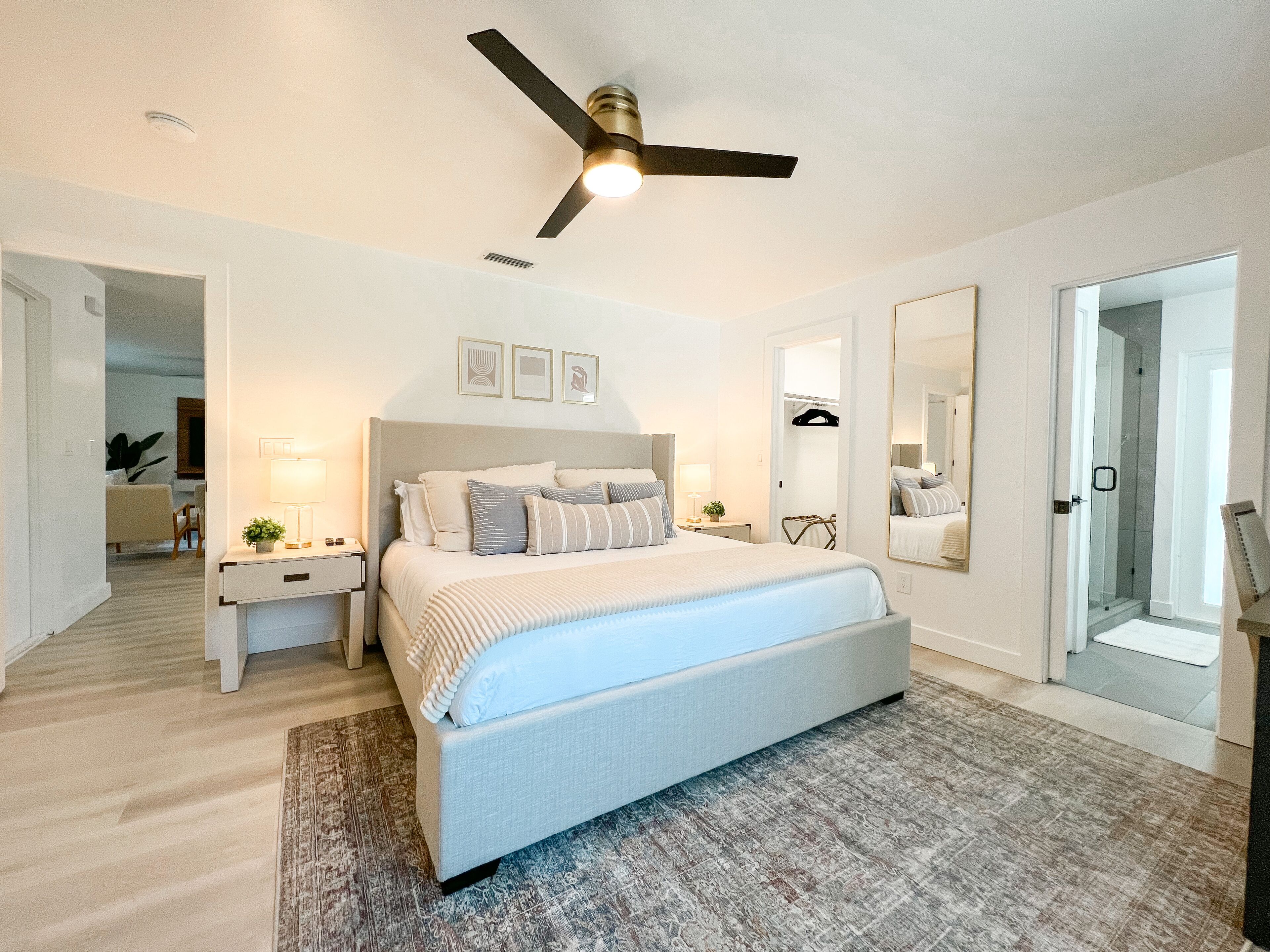 3 Schlafzimmer, Schreibtisch, Bügeleisen/Bügelbrett, kostenloses WLAN