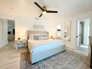 3 Schlafzimmer, Schreibtisch, Bügeleisen/Bügelbrett, kostenloses WLAN