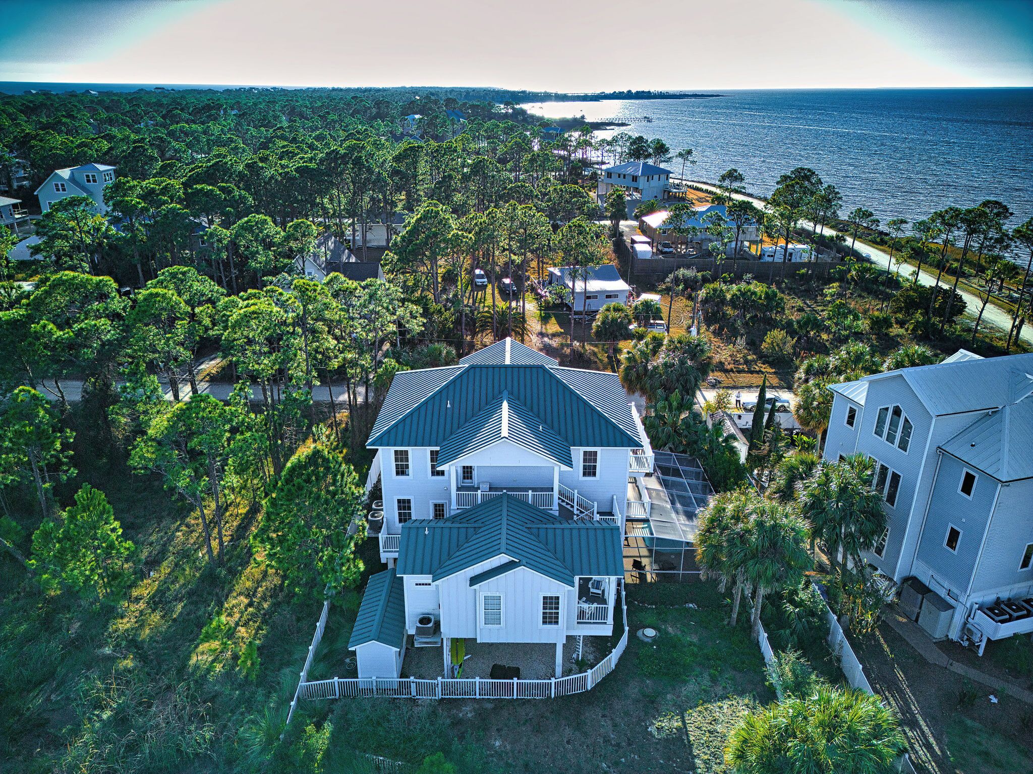 Fall 2024 Still Open! Bayview Home! Sleeps 16! Elevator, Large Pool, Pets Ok!