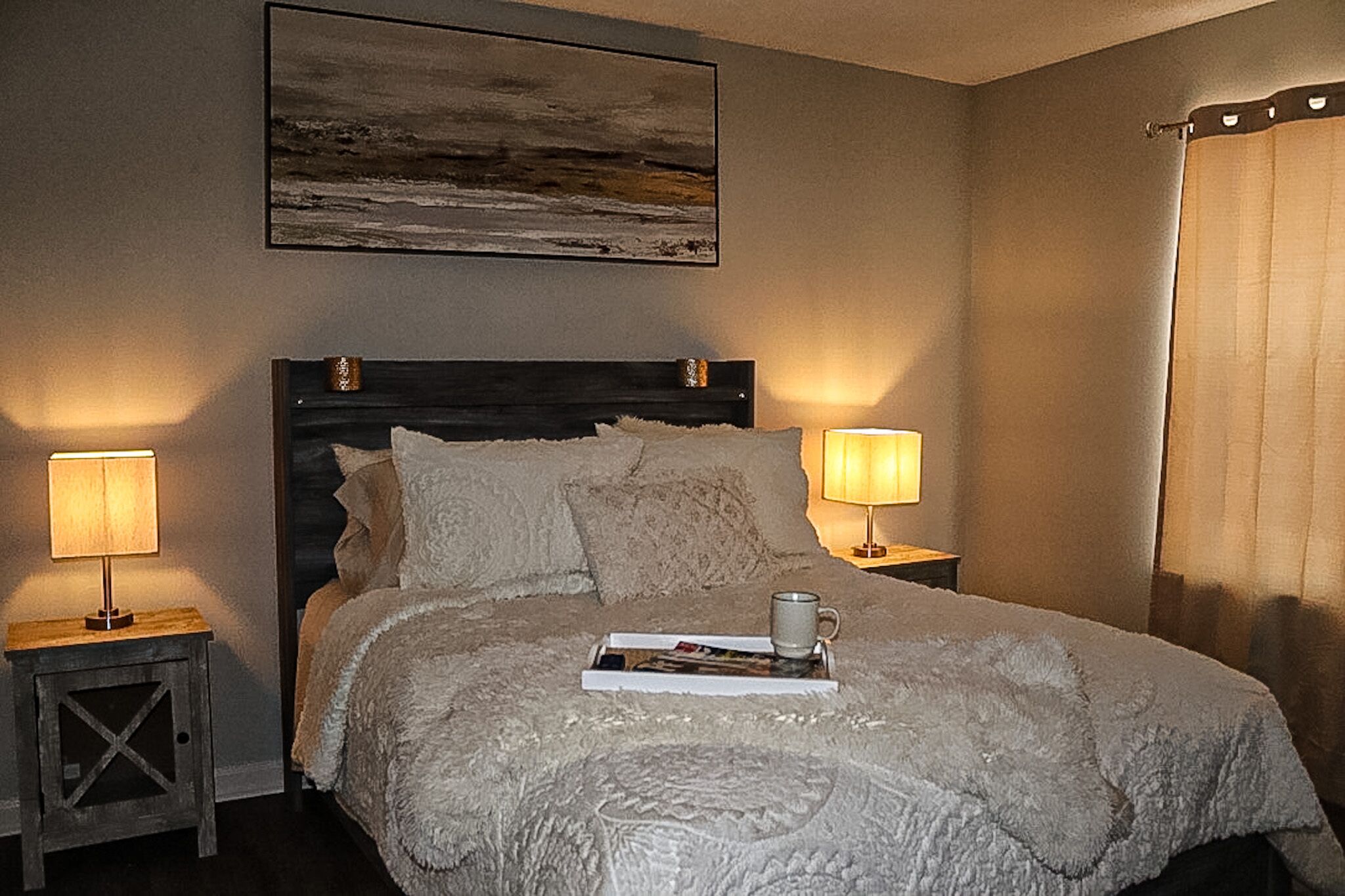 cozy home w/ Hot Tub & GAME ROOM! 