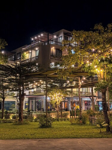Cami Riverside Resort Đà Nẵng