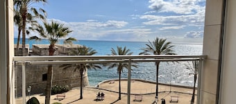 Antibes sea view near Ilette - Sleeps 4 - Parking