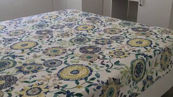 1 bedroom, premium bedding, individually furnished, desk