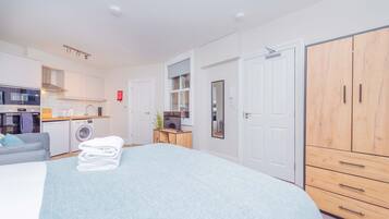 1 bedroom, iron/ironing board, WiFi, bed sheets