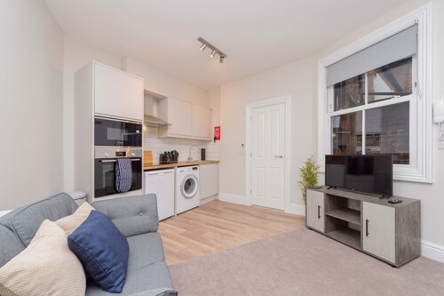 Studio 1 - First Floor Studio in Central Shrewsbury