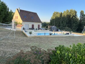Piscine extérieure, piscine chauffée