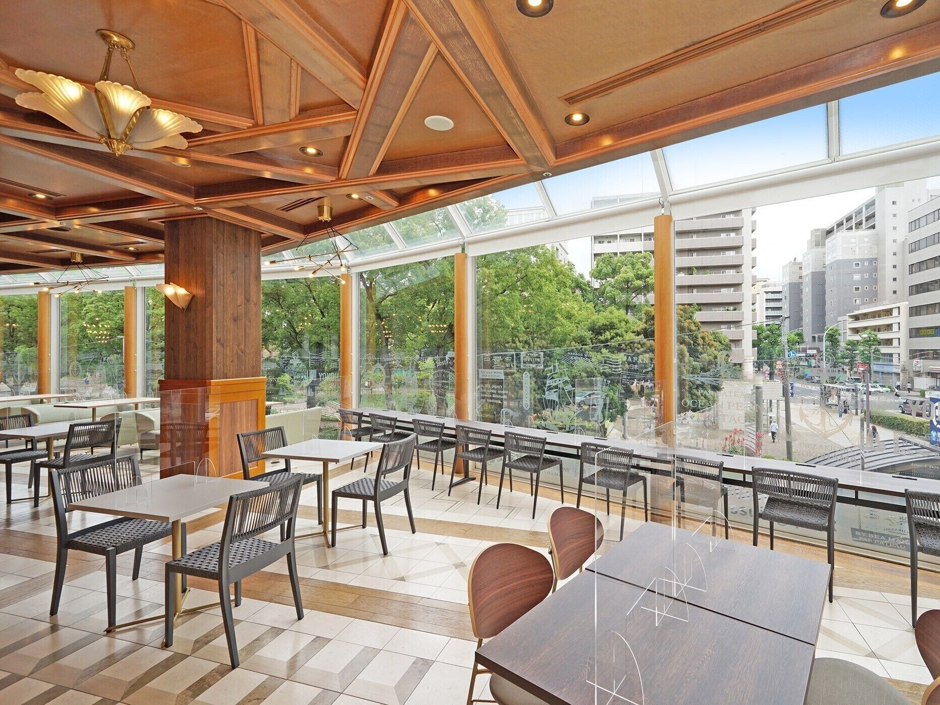 daily buffet breakfast (jpy 1430 per person)