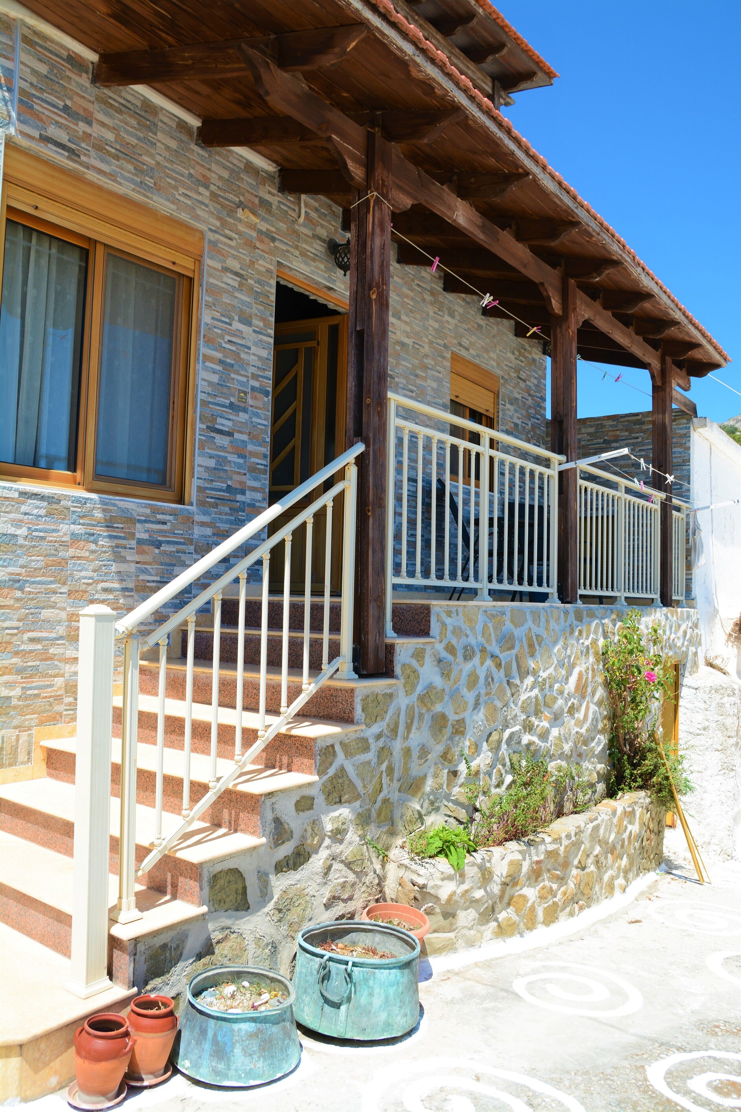 Joanna's House in Asklipio