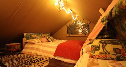 Out of Africa Themed Safari Lodge