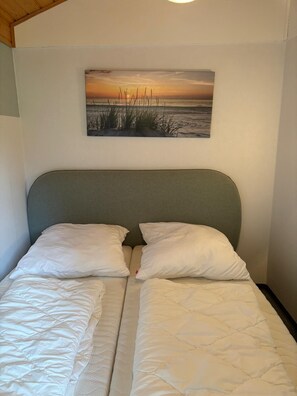 3 bedrooms, travel crib, free WiFi