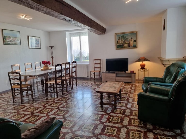 Country House In Montaiguët-en-forez With Ponds And Bicycles - Loire