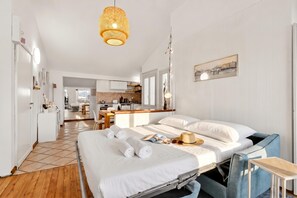 1 bedroom, Internet, bed sheets - Rooftop On Stresa Lake View (Stresa)
