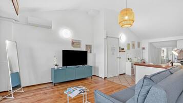 Family Penthouse, Multiple Bedrooms, Beachside (Rooftop On Stresa Lake View) | Living area | Stereo
