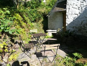 Cottage | Property grounds - Rhandirmwyn - Cottage - Sleeps 4 - Pet Friendly (Llandovery)