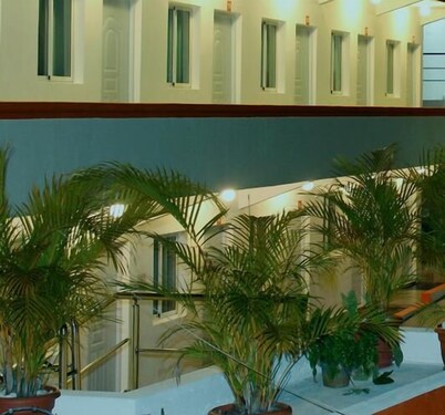 Comfortable Room in Hotel Paraiso Plc