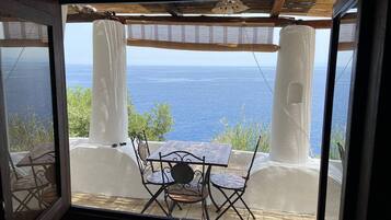 Villa, 1 Bedroom, Smoking, Terrace | 2 bedrooms