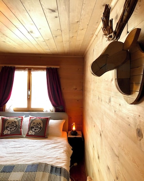 Chalet, 3 Bedrooms, Smoking, Balcony | 3 bedrooms