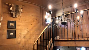 Chalet, 3 Bedrooms, Smoking, Balcony | Interior