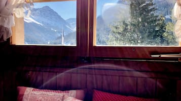 Chalet, 3 Bedrooms, Smoking, Balcony | 3 bedrooms