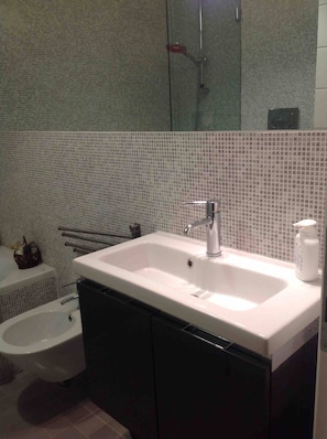 Bathroom - Casa Luce in Perugia (Perugia)