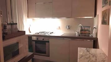 Condo, 2 Bedrooms, Accessible, Balcony | Interior