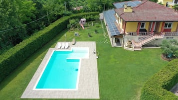 Villa, 2 Schlafzimmer, Terrasse, Gartenblick | Außenbereich