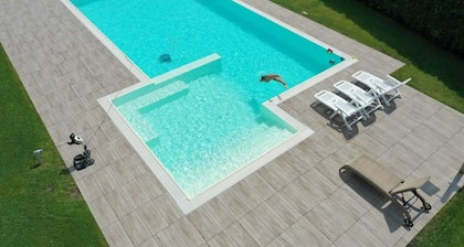 Villa With Pool - Wanderlust