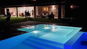 Villa, 2 Schlafzimmer, Terrasse, Gartenblick | Pool | Außenpool