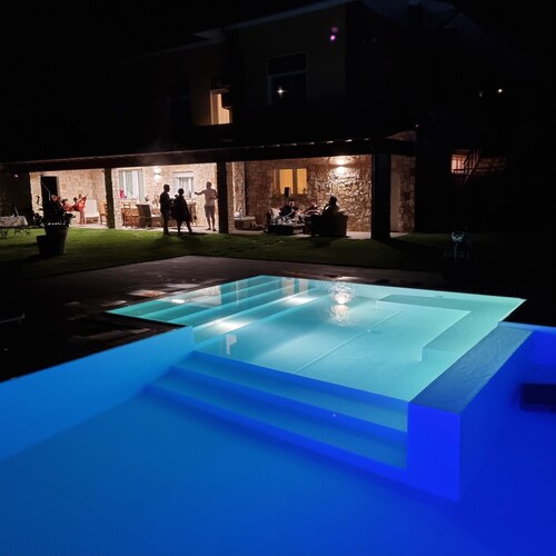 Villa With Pool - Wanderlust