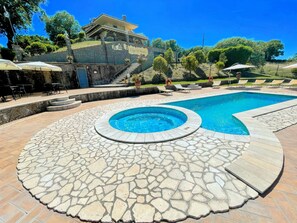 Villa, Mehrere Schlafzimmer, eigener Pool, Gartenblick | Pool