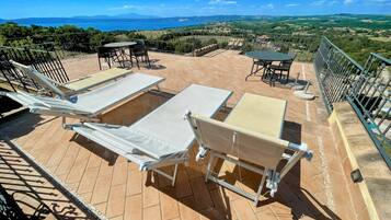 Villa, plusieurs chambres, piscine privée, vue jardin | Piscine | Piscine extérieure