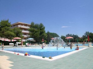 Utomhuspool