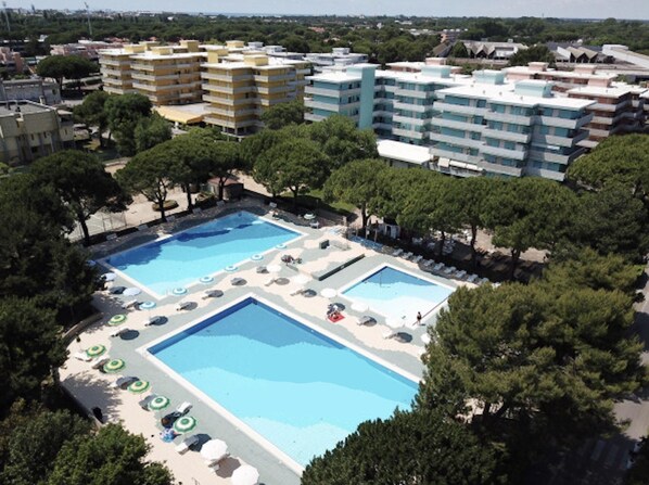 Apartment, 1 Bedroom | Pool | Outdoor pool