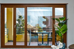 Apartment, 2 Bedrooms, Accessible, Smoking | Balcony