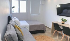 Studio, 1 chambre, accessible aux personnes à mobilité réduite, vue ville | 1 chambre