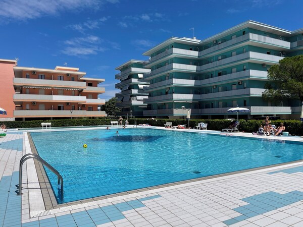 Comfy Flat In A Residence-beahost - Bibione