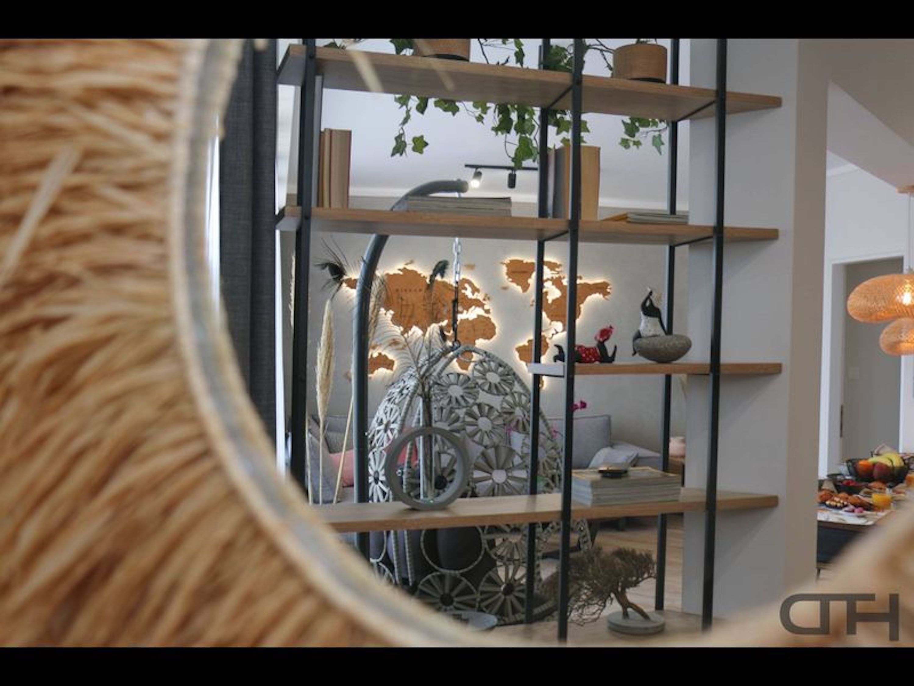 Appartement, 2 slaapkamers, toegankelijk voor mindervaliden, balkon | Woonkamer | Boeken