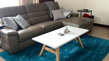 Apartemen, 2 kamar tidur | Ruang keluarga