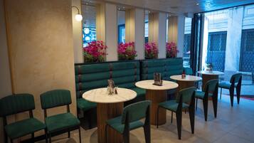 Sala de estar en el lobby