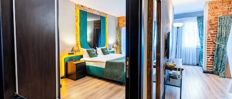 Deluxe-Suite | 1 Schlafzimmer, Minibar, Zimmersafe, Schreibtisch