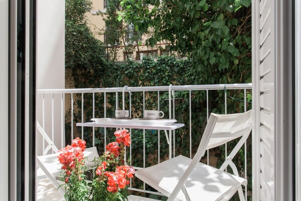 Balcony - Central Apartment at Plaka 1 bed for 2 pers (Athens)