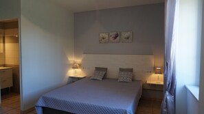 4 Schlafzimmer, Bügeleisen/Bügelbrett, Reisekinderbett, kostenloses WLAN