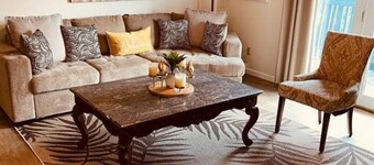 Lovely Clean  Bright top floor unit Coin Op Laundry