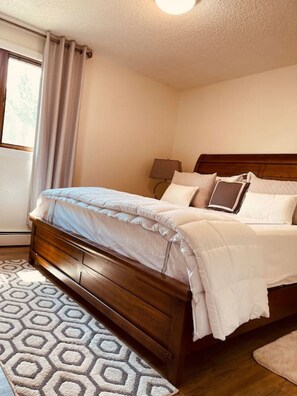 1 habitación, escritorio, tabla de planchar con plancha y wifi gratis 