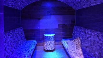 Sauna seca, banheira de hidromassagem