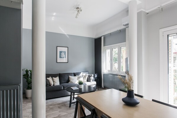 Standard Apartment | Living area