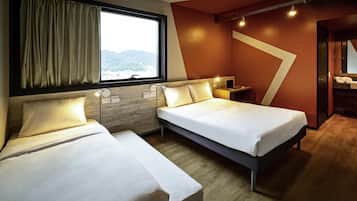 Free WiFi, bed sheets