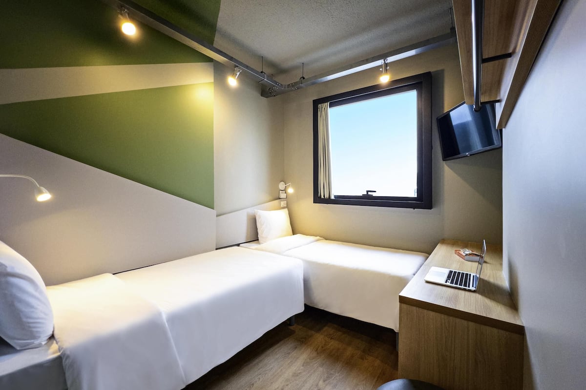 Standaard kamer, 2 eenpersoonsbedden | Gratis wifi, beddengoed