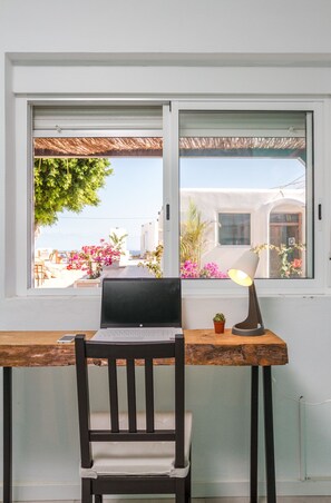 Gemeinsamer Schlafsaal, Gemischter Schlafsaal (Shared mixed dorm sleeps 6 people) | Individuell dekoriert, kostenloses WLAN, Bettwäsche